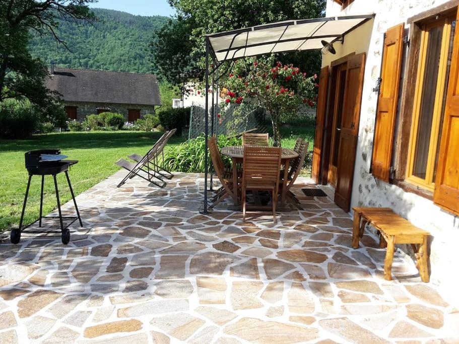 Grange En Pierres. Grand Jardin Et Belle Vue Villa Saurat Exteriör bild